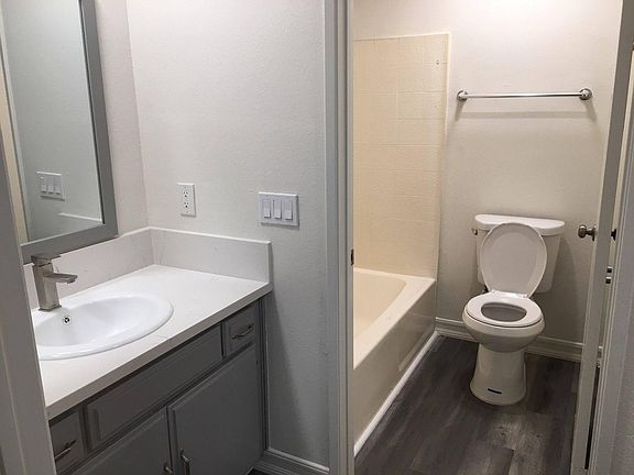 5th image of 1600 1/2 W Carson St #311