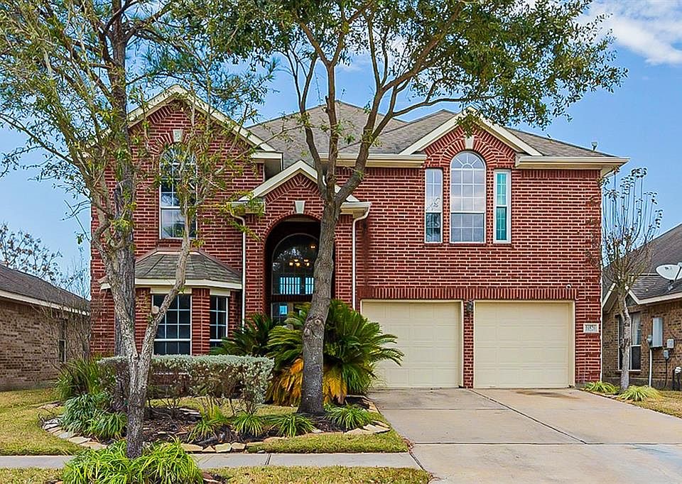 1st image of 16526 Sperry Gardens Dr