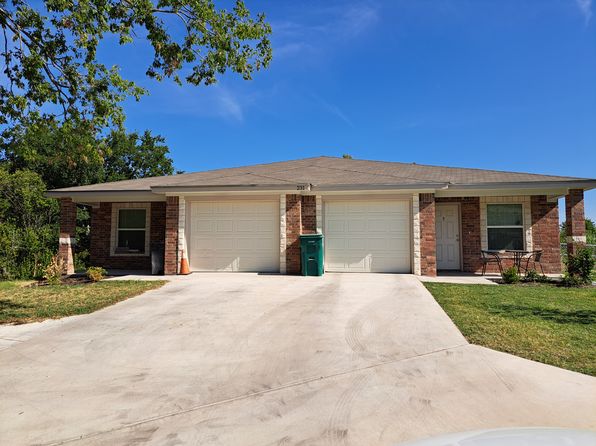 231 Clore Rd #B