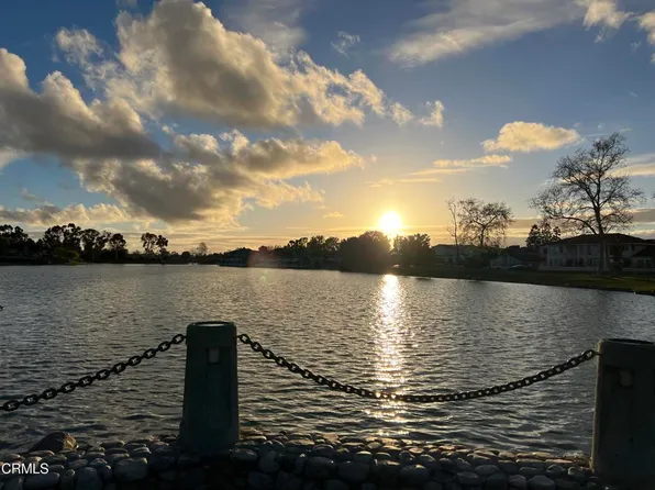 22 Lone Pne, Irvine, CA 92604