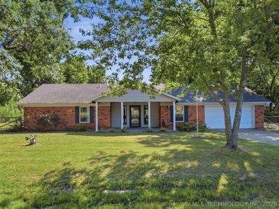 7324 S Dennis Blvd, Broken Arrow, OK, 74014
