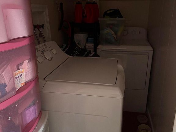 5th image of 40 Ticonic Street