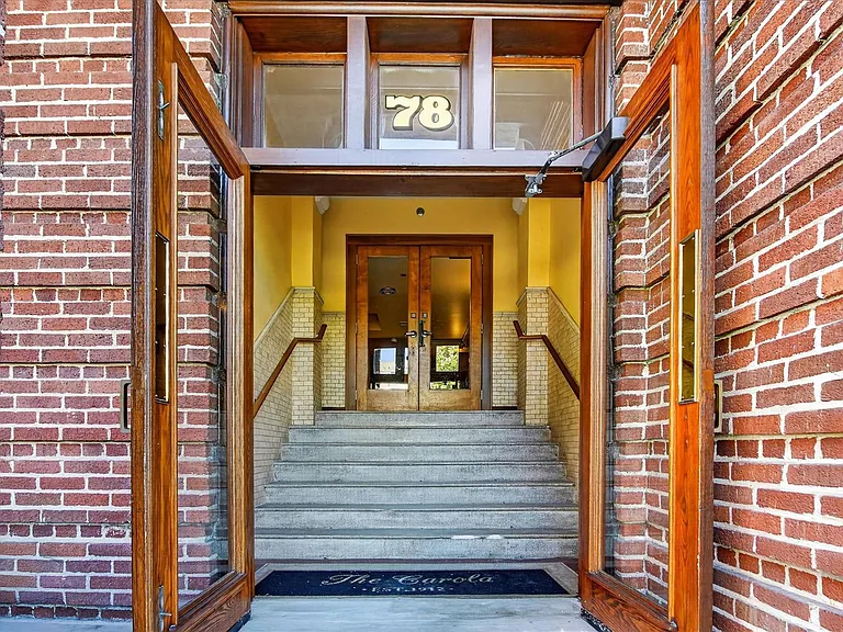 78 Watson St #8 — Photo 2