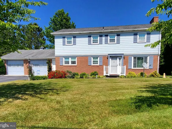 217 Williamson Ave, Greencastle, PA 17225