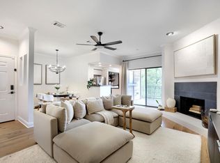 8200 Neely Dr APT 162, Austin, TX 78759