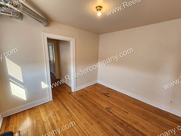 5th image of 3615 Grand Blvd APT 4