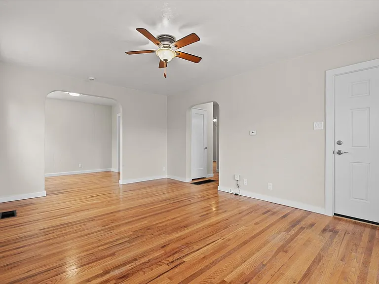 545 Modoc St — Photo 8