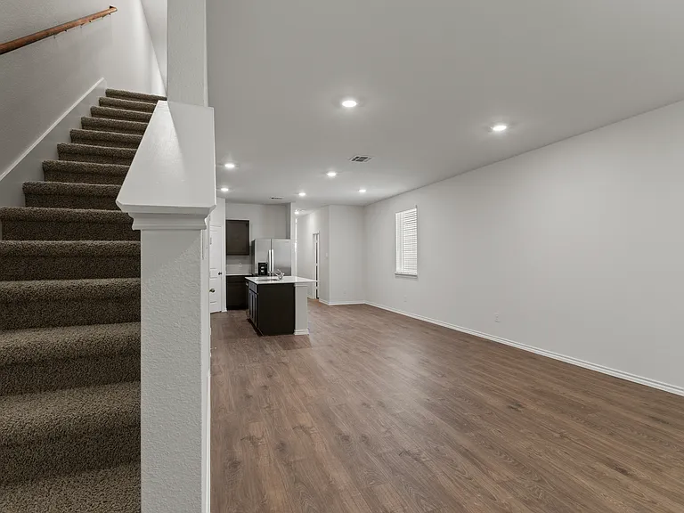 7016 Vining Dr — Photo 8