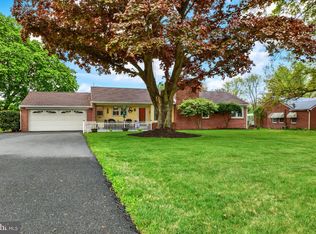 2248 Philadelphia Ave, Chambersburg, PA 17201