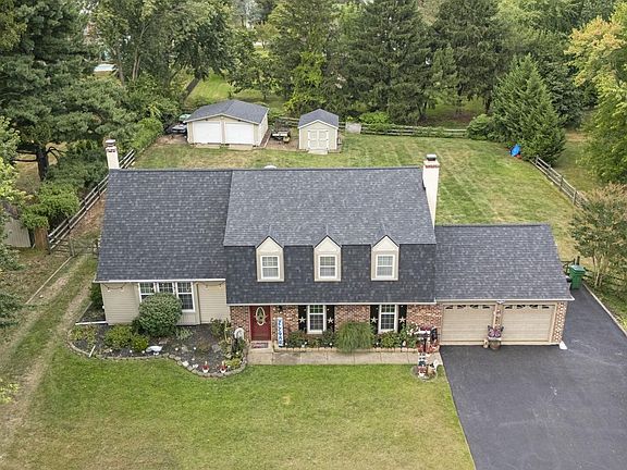 2nd image of 1324 Highland Ave