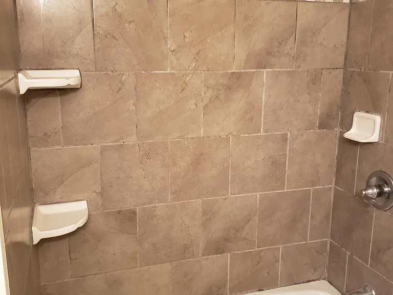 Y Cir — Photo 25