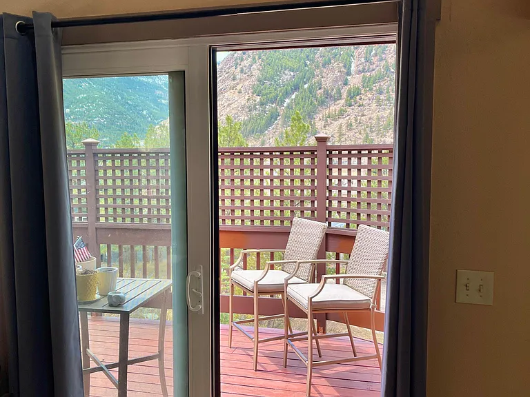 1745 Skyline Rd — Photo 14