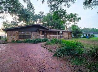 4623 Swinger Rd, Dover, FL 33527