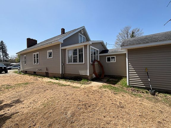 4th image of 208 W Avenue C