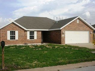 742 Applegate Ln, Lincoln, AR 72744