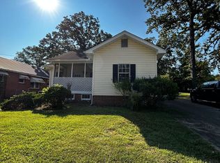 216 Padenreich Ave #B, Gadsden, AL 35903