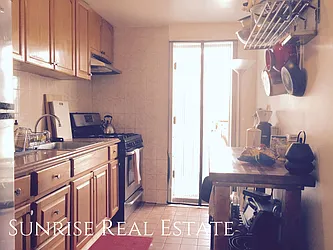 Rented by Sunrise Real Estate