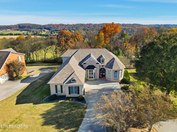 430 Oak Chase Blvd, Lenoir City, TN 37772