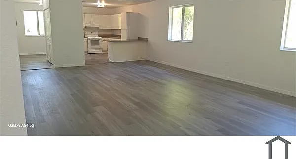 674 NW 46th St — Photo 2