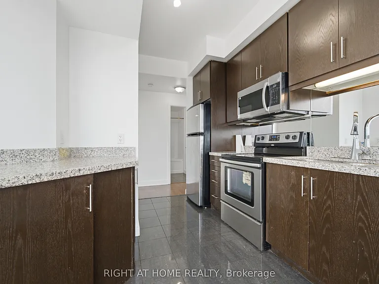 50 Absolute Ave #3806 — Photo 15