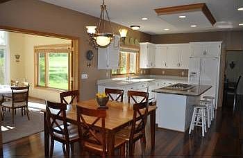 5th image of 9306 Wedgewood Dr
