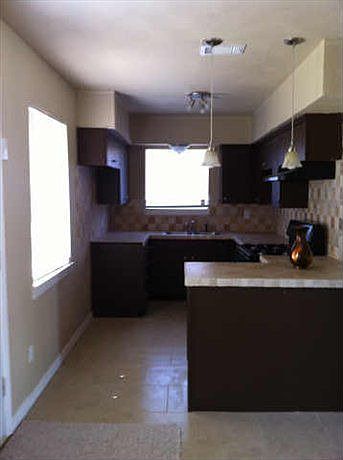 2nd image of 310 Marigold Dr