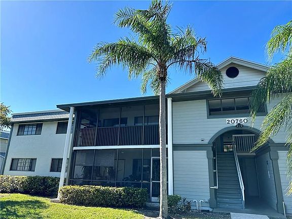 2nd image of 20760 NE 4th Ct APT 103
