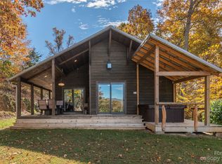 205 Dennis Dr, Clyde, NC 28721