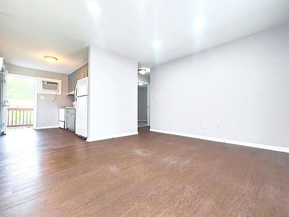 2nd image of 4125 Sunset Ave APT H