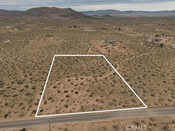 59520 Reche Rd, Landers, CA 92285