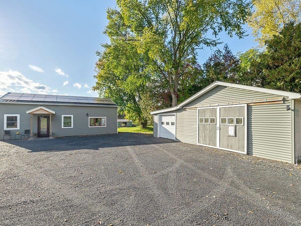 1st image of 1531 Border Road