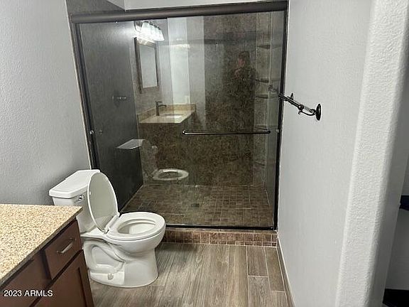 5th image of 600 W GROVE Parkway #1067