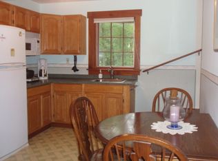 285 Pendleton Hill Rd, North Stonington, CT 06359