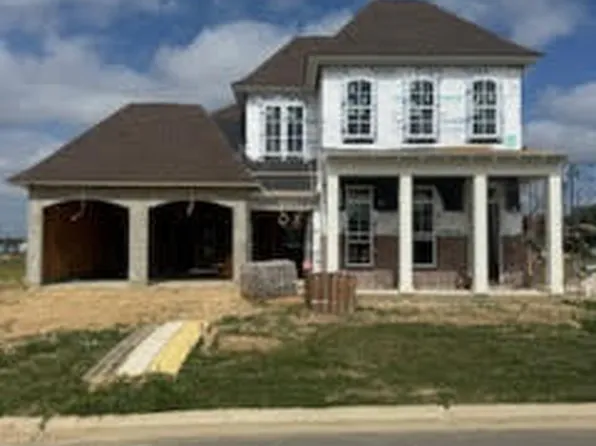 102 Sea Island Ln, Youngsville, LA 70592