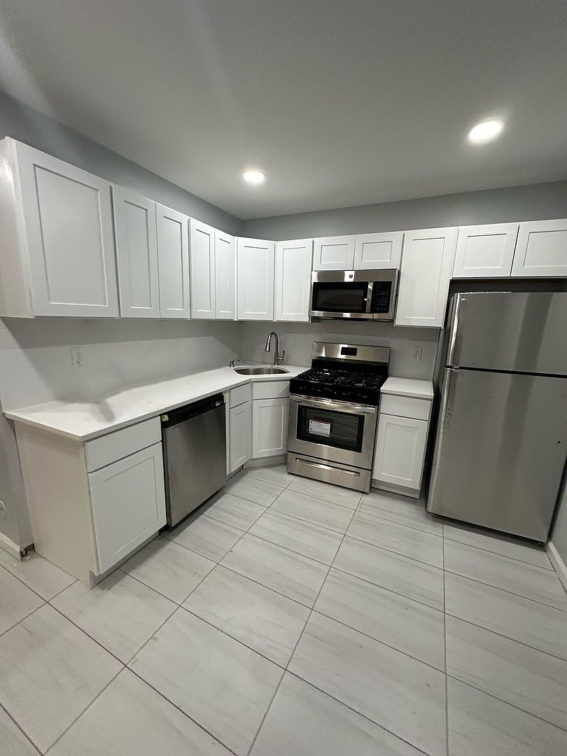 1 Murray Hill Ter BS4, Bergenfield, NJ 07621 Zillow