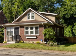 902 Ardmore Ave, Erie, PA 16505