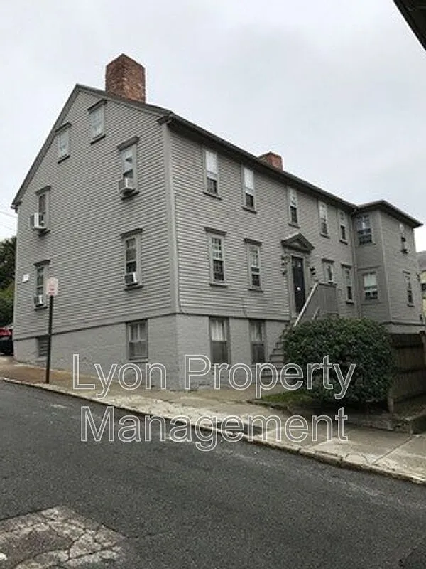 1 bed, 1.0 bath, $1,550 — Photo 1
