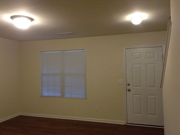 2nd image of 6614 Chestnut Oak Ln