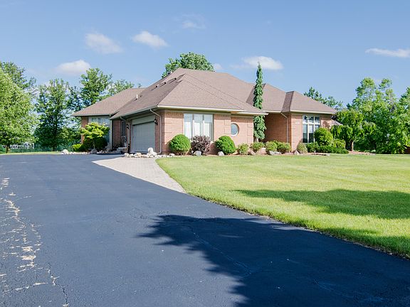 5th image of 9200 Mirage Lake Dr