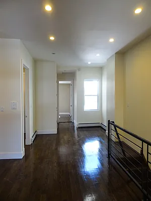 Rented by Lofts and Flats LLC | media 51