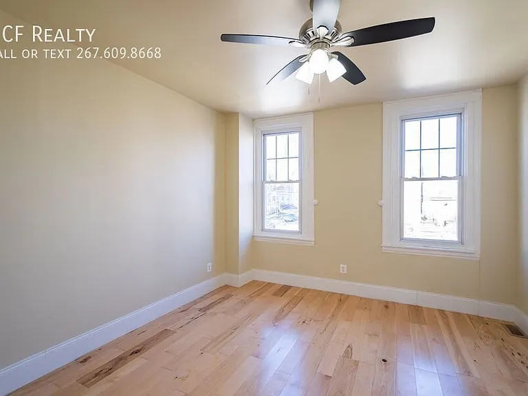 5426 W Jefferson St — Photo 18