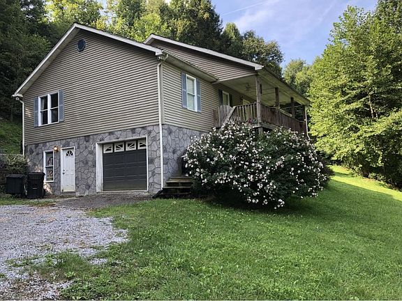 2nd image of 658 Woodland Dr