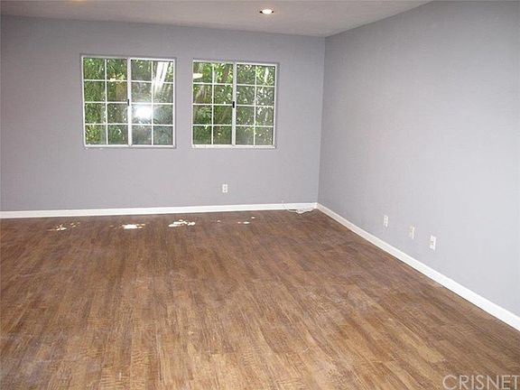 4th image of 4189 N Vineland Ave #113