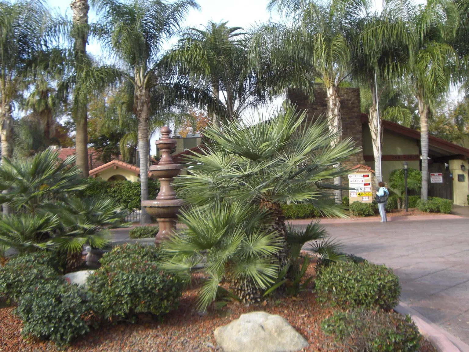 2909 Huntington Blvd — Photo 1