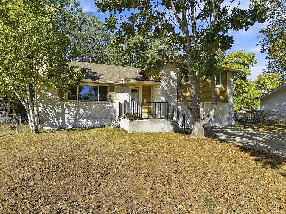 1st image of 608 Dartmouth Cir