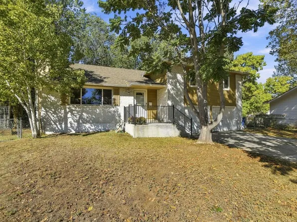 608 Dartmouth Cir, Fort Collins, CO 80525
