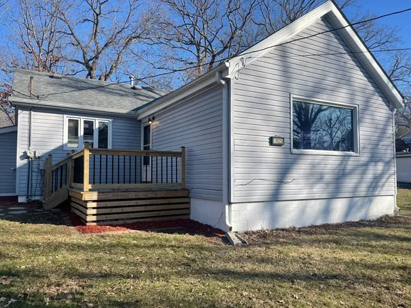 7N025 Jackson Ave, St Charles, IL 60174