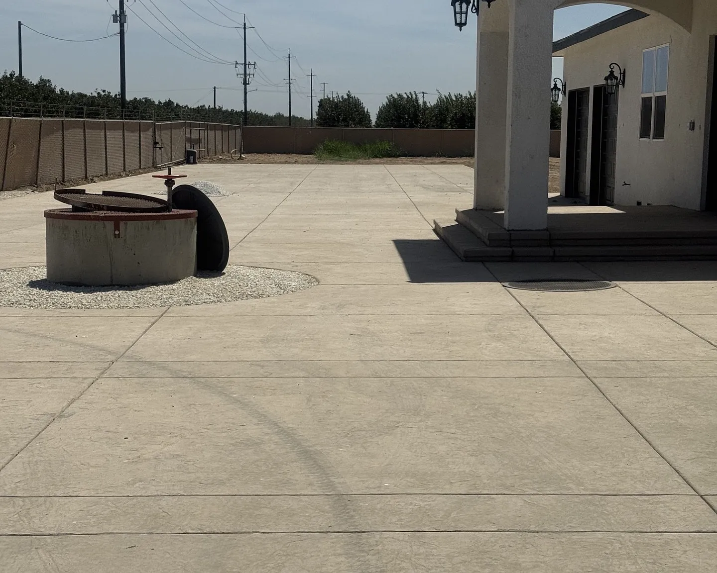 4 bed, 2500 sqft, $3,500 — Photo 3