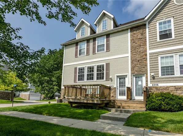 4442 152nd St, Urbandale, IA 50323