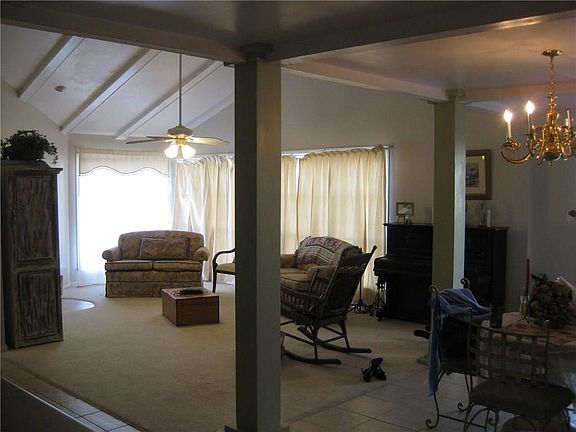 4th image of 10716 Aldama Ct